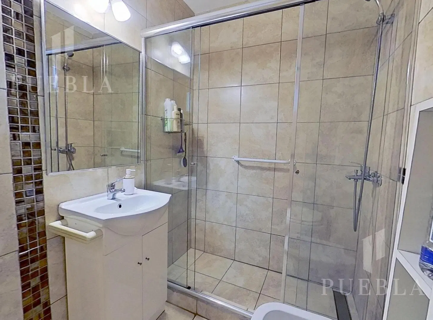 Venta Excelente Departamento de 3 Ambientes al Frente con Doble Balcón – Almagro 5