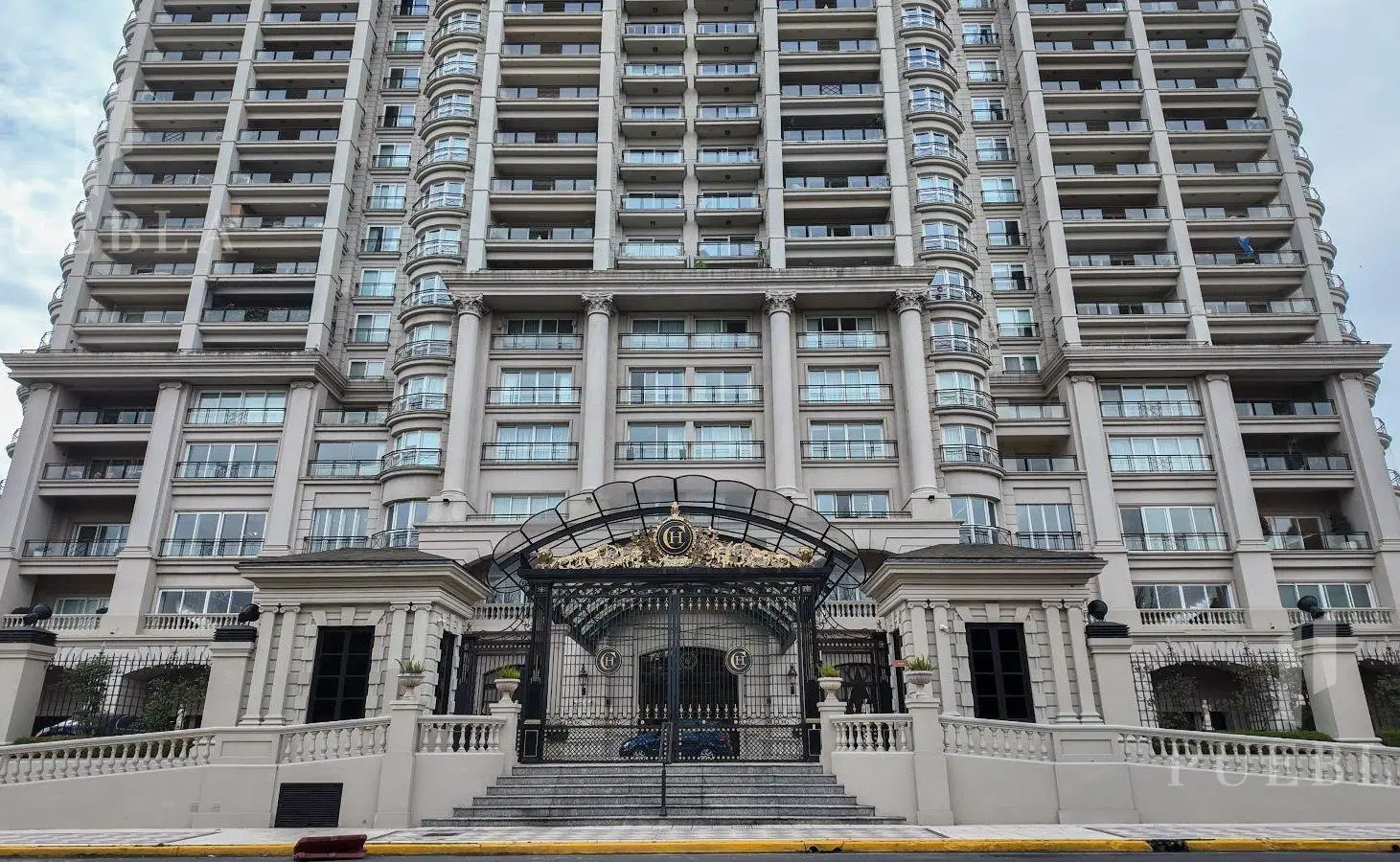 TRES AMBIENTES EN CHATEAU PUERTO MADERO INIGUALABLES VISTAS ABIERTAS AL RÍO Y A LA RESERVA ECOLÓGICA 5