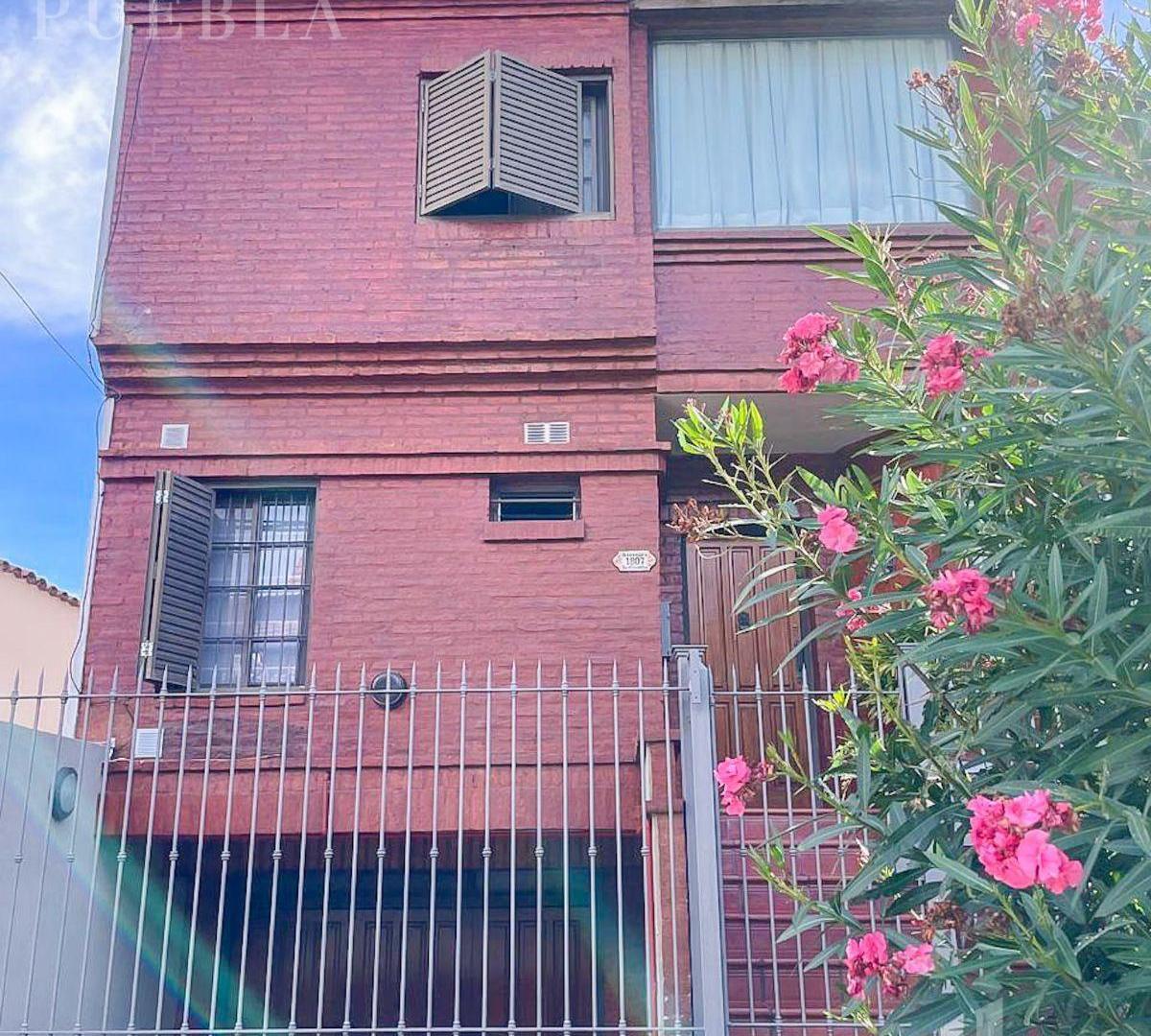 Foto de VENTA 5 AMBIENTES PH TIPO DUPLEX MARTINEZ - ZONA NORTE, imagen 3