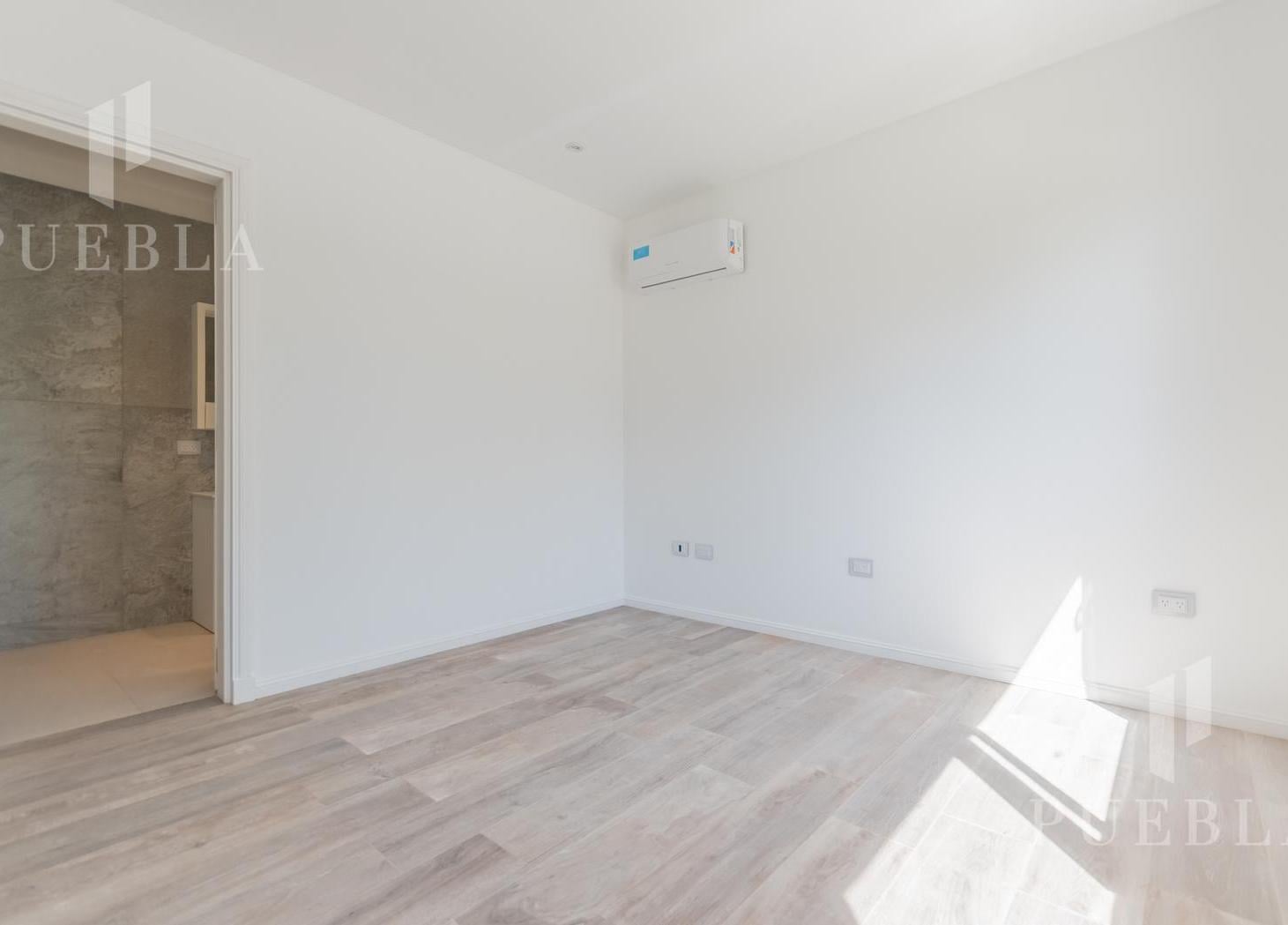 Foto de CASA EN VENTA EN SAINT THOMAS OESTE 6 AMBIENTES, imagen 2