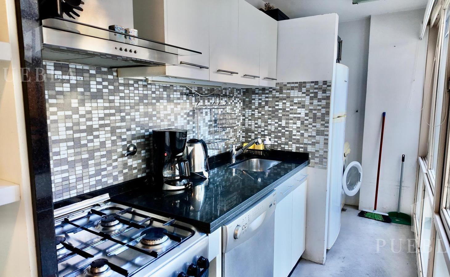 Foto de Departamento 3 Ambientes en Venta con balcon y cochera - Arenales y, imagen 2