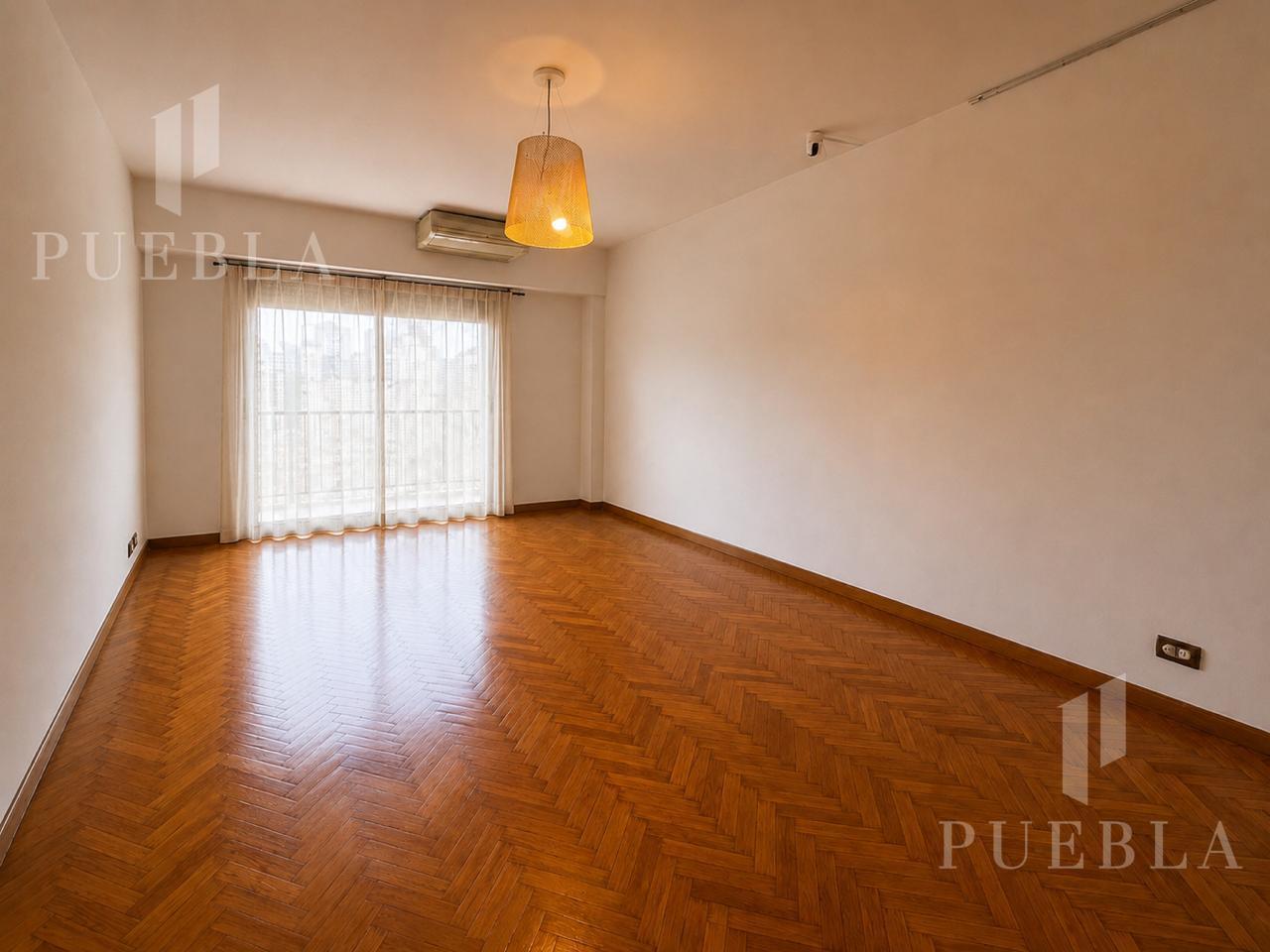 Foto de VENTA SEMIPISO DE 3 AMBIENTES MAS DEPENDENCIA EN AVELLANEDA CON COCHERA, imagen 2