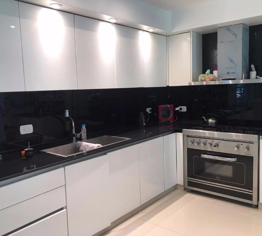 Foto de Casa Quinta de 7 Ambientes con Pileta en Abasto, imagen 5
