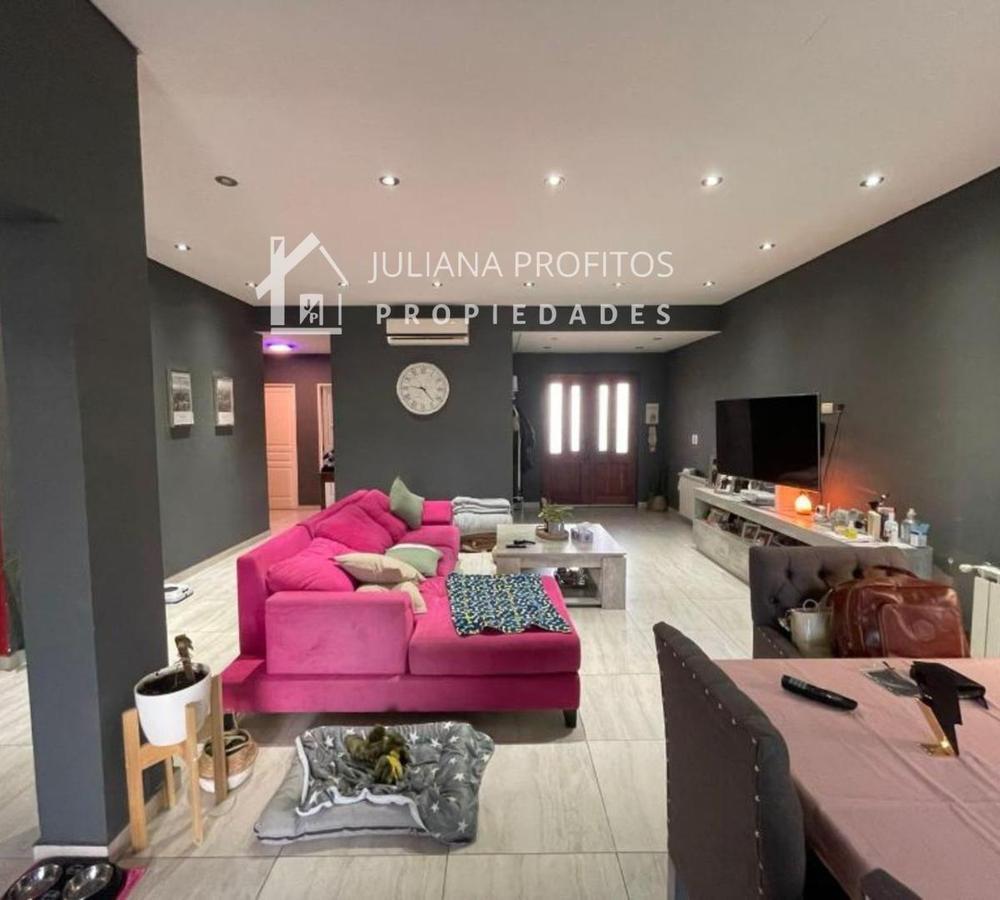 Casa en Barrio Cerrado Los Troncos Berazategui 4