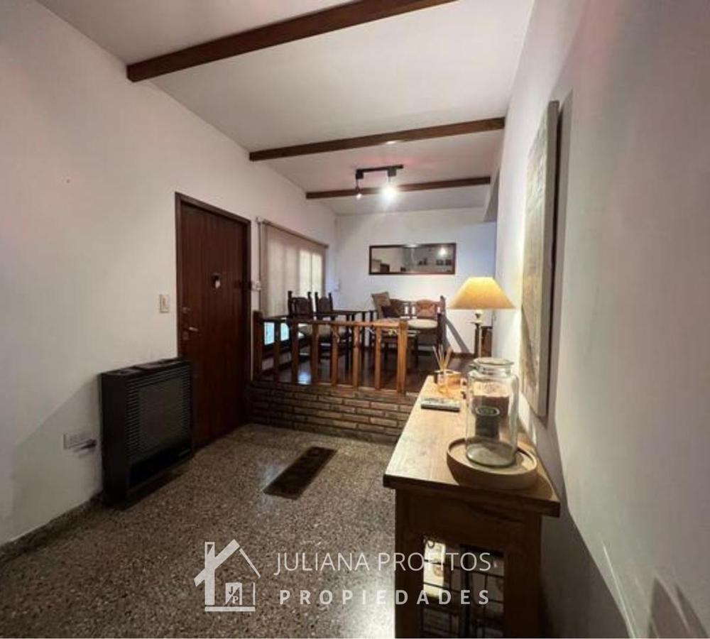 Casa PH de 3 Ambientes en Quilmes Oeste 1