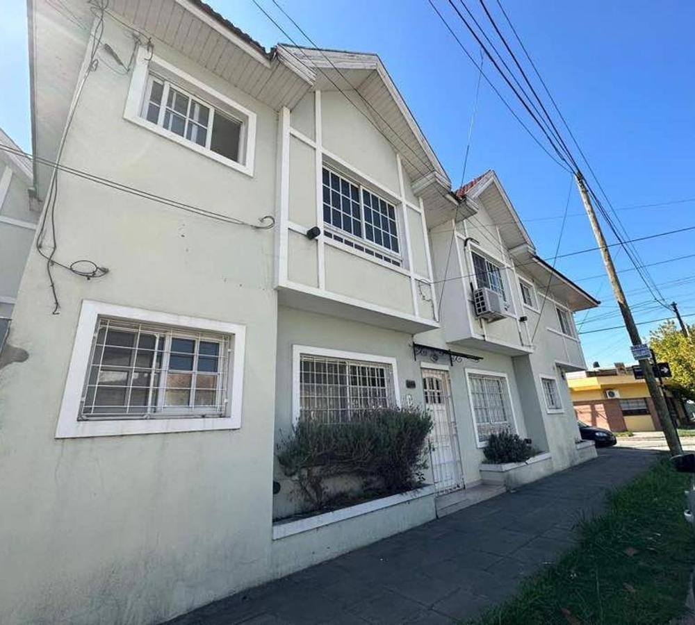 Departamento de 3 Ambientes con Cochera en Quilmes Centro 5