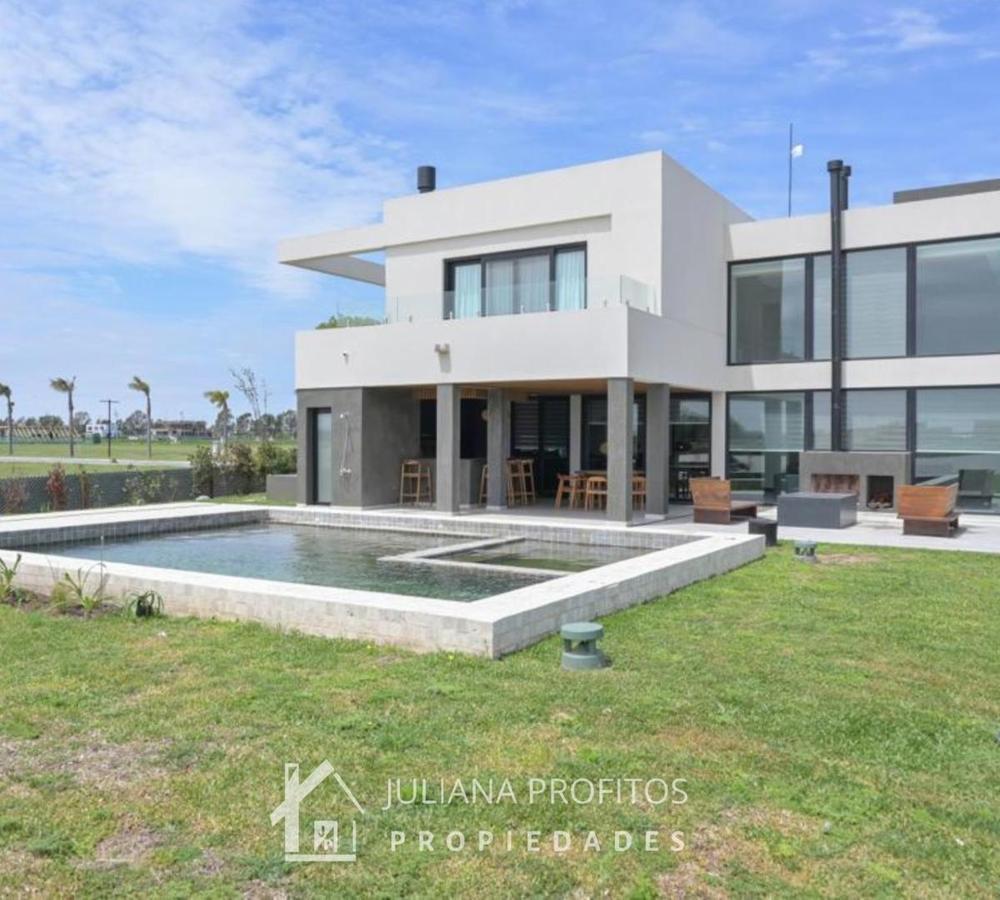Excelente Casa 4 de Ambientes en Puerto Nizuc 5