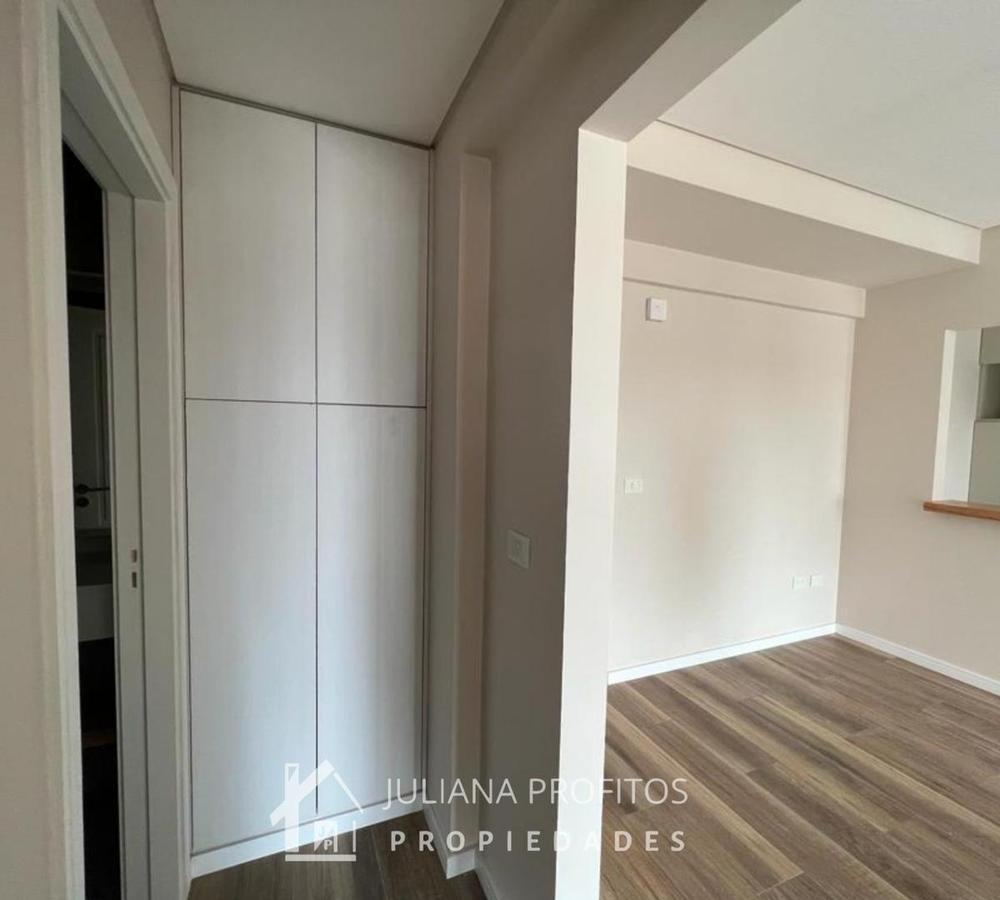 Foto de Excelente departamento 2 ambientes en venta-Bernal, imagen 3