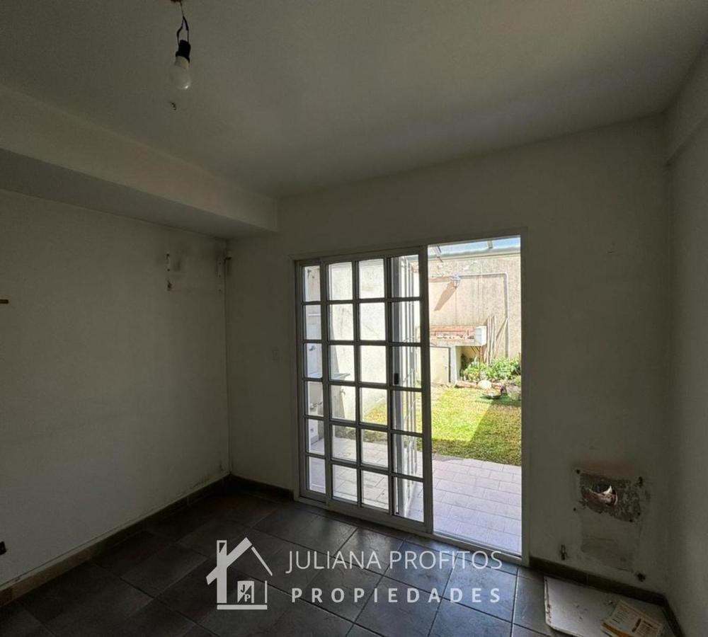 Triplex en Venta 4 Ambientes con Cochera Quilmes Centro 4