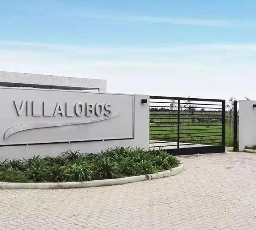 Lote 443 en venta a la Laguna Barrio Villalobos