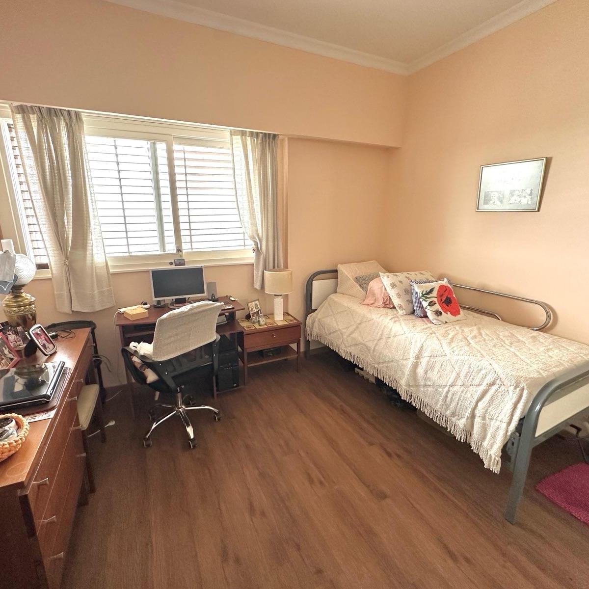 Foto de Departamento de 5 Ambientes con Cochera y Baulera en Quilmes Centro, imagen 4