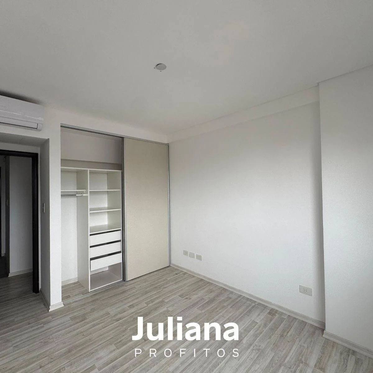Departamento Tres Ambientes con Cochera en Venta - Quilmes. 2