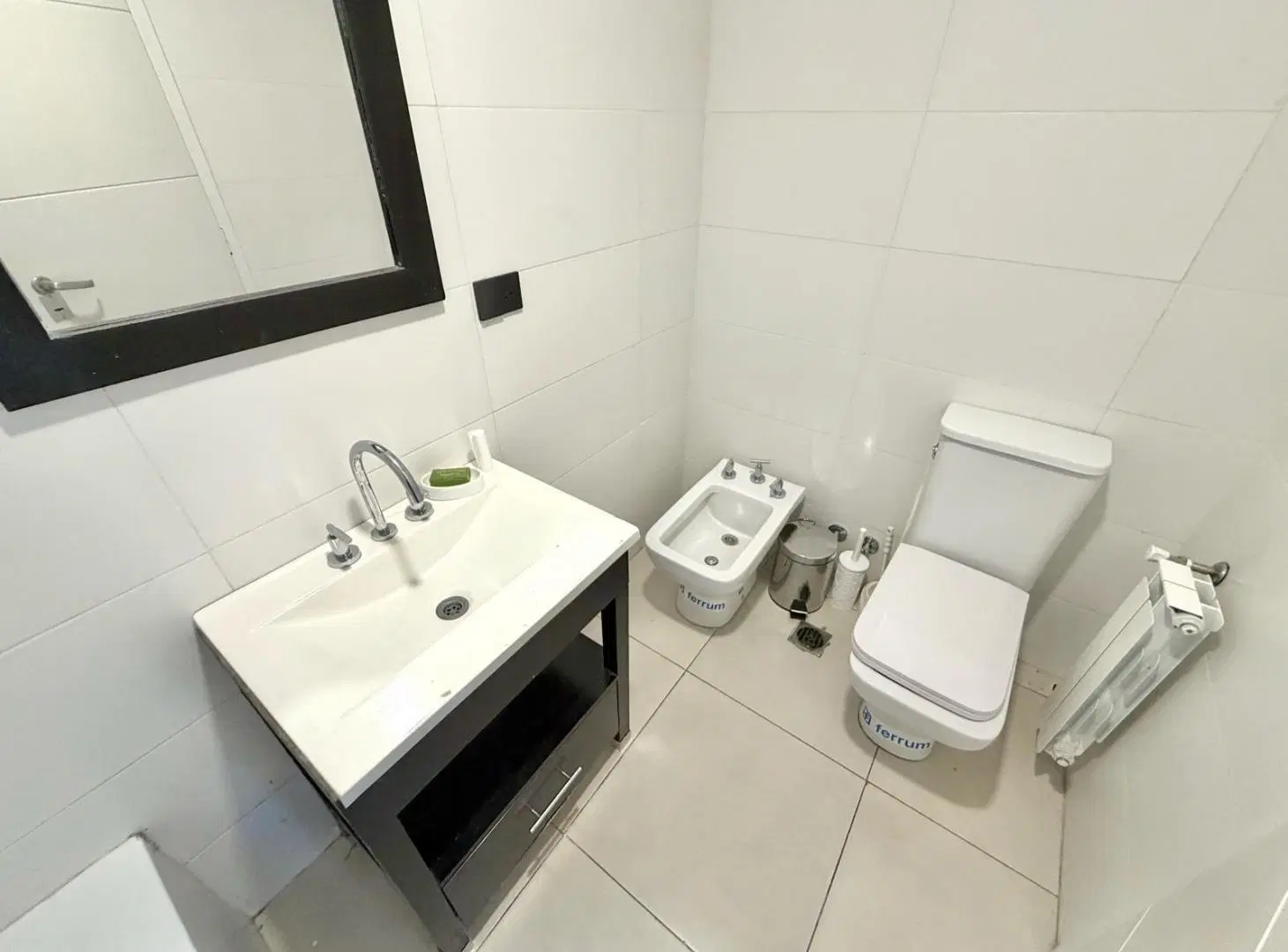 Departamento en Venta de 3 Ambientes con Cochera en Bernal Centro 5