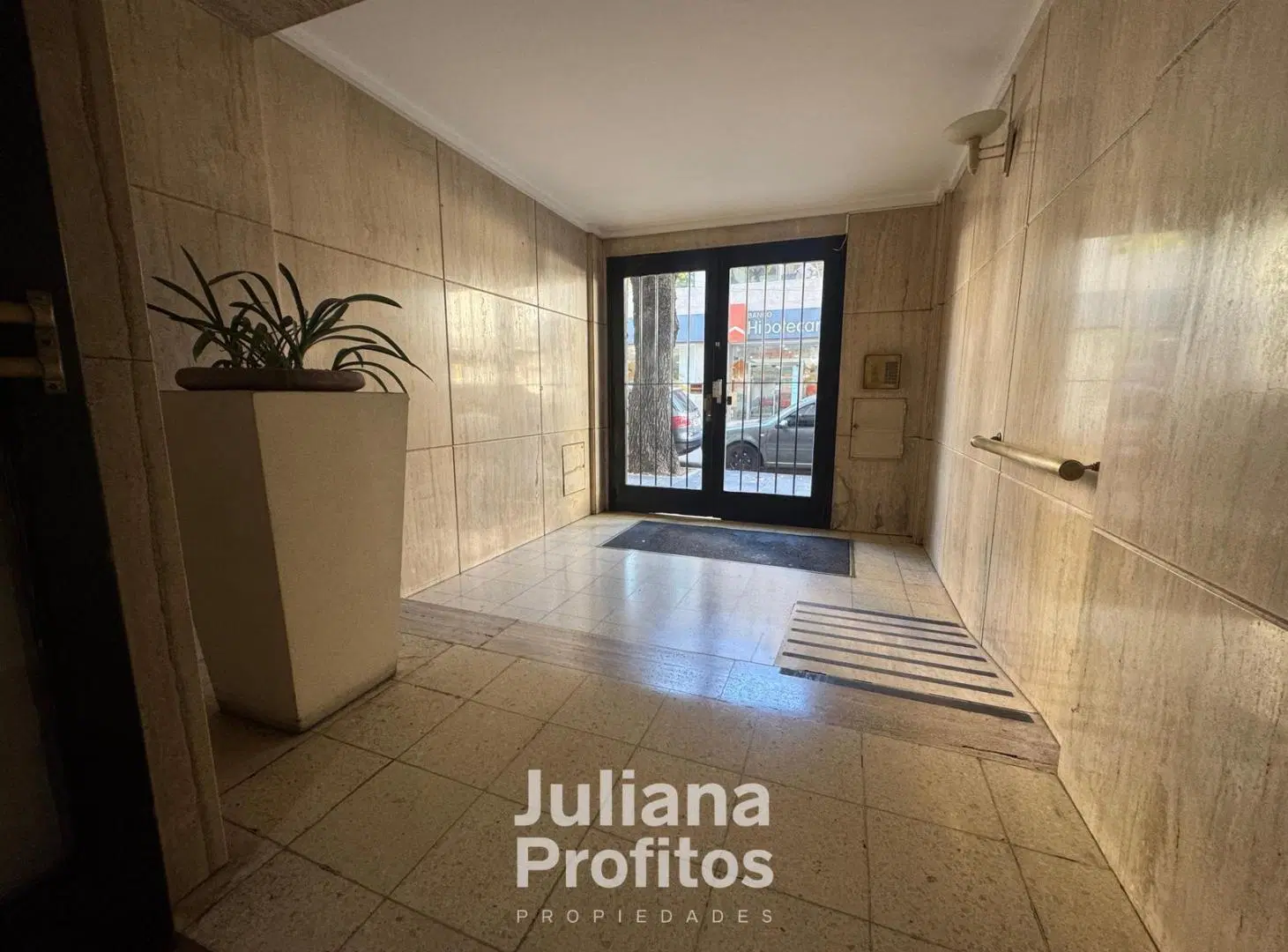 Departamento a la venta en Quilmes Centro 5