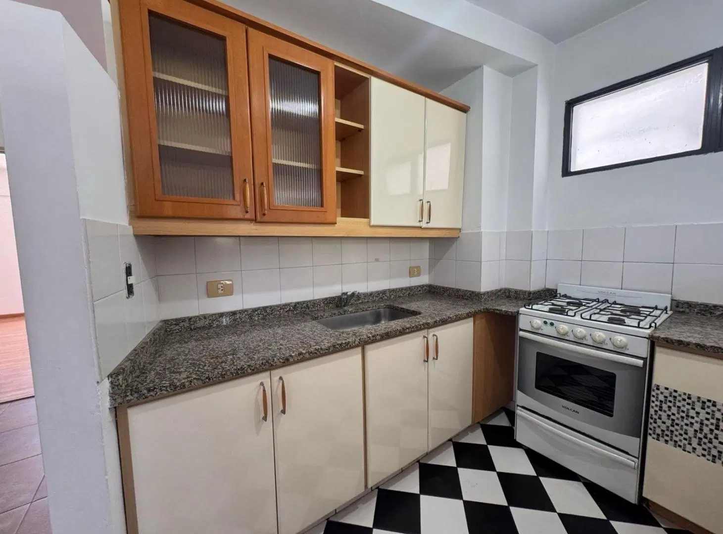 Semipiso tres ambientes con cochera en venta - Quilmes centro 4