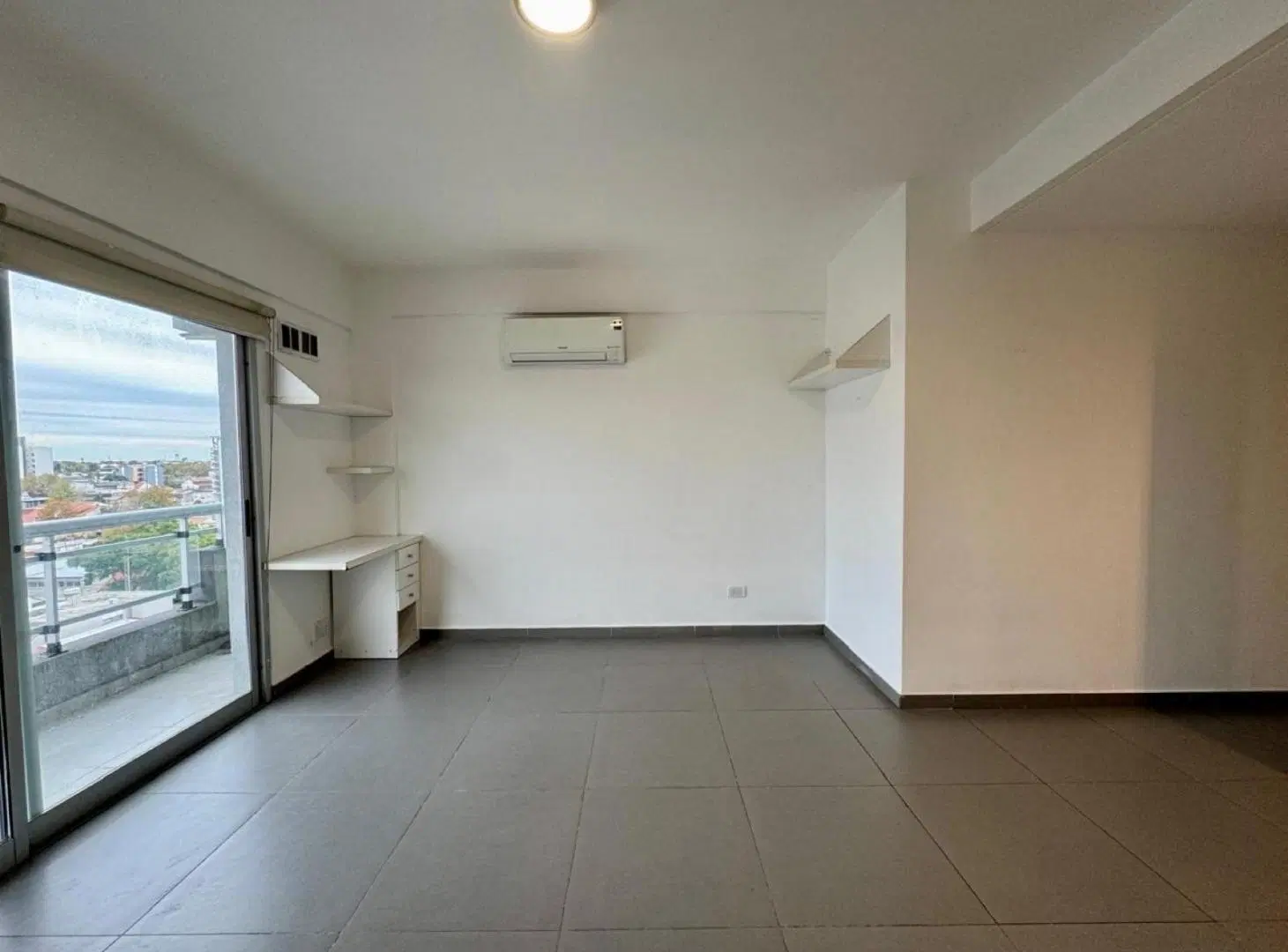 Departamento dos ambientes en alquiler 5
