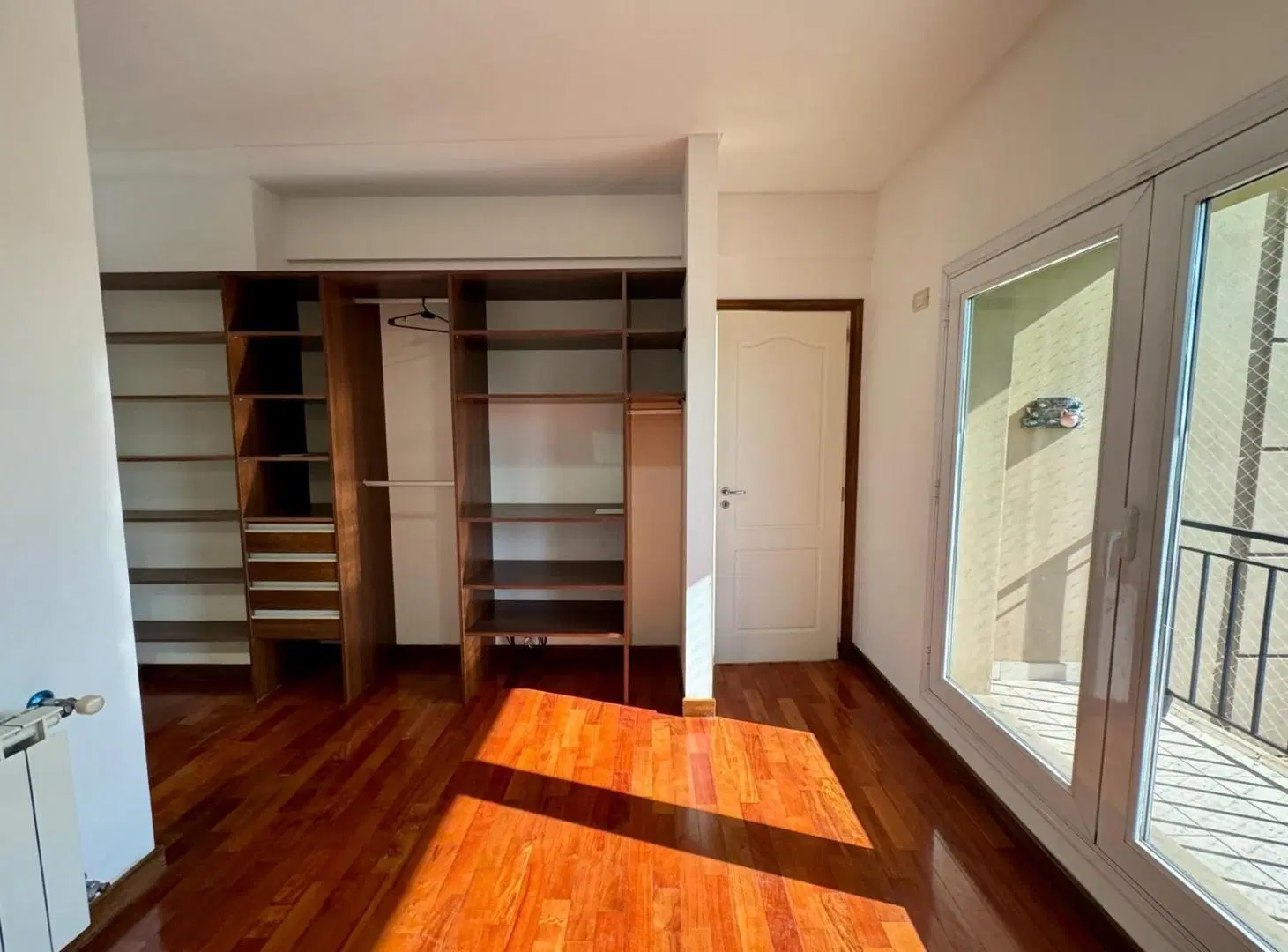 Departamento cuatro ambientes con cochera en alquiler - Quilmes centro 5