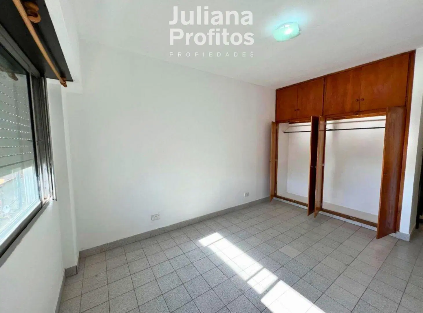 Departamento dos ambientes en alquiler - Florencio Varela 1