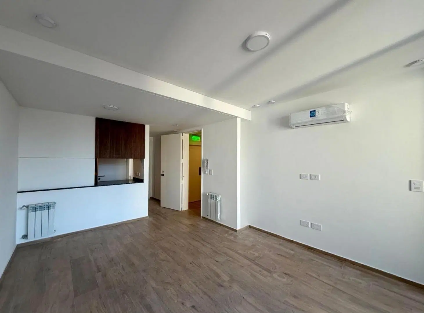 Departamento dos ambientes con cochera en venta - A estrenar.- 3