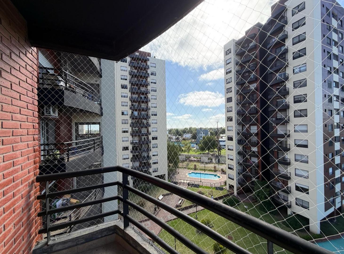 Foto de Departamento tres ambientes con cochera en venta - Terrazas de Quilmes, imagen 4