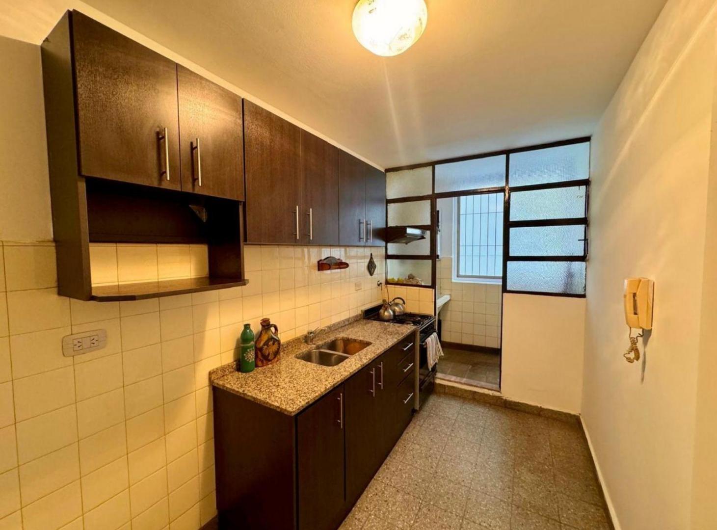 Foto de Departamento dos ambientes con cochera en venta - Bernal Centro, imagen 5