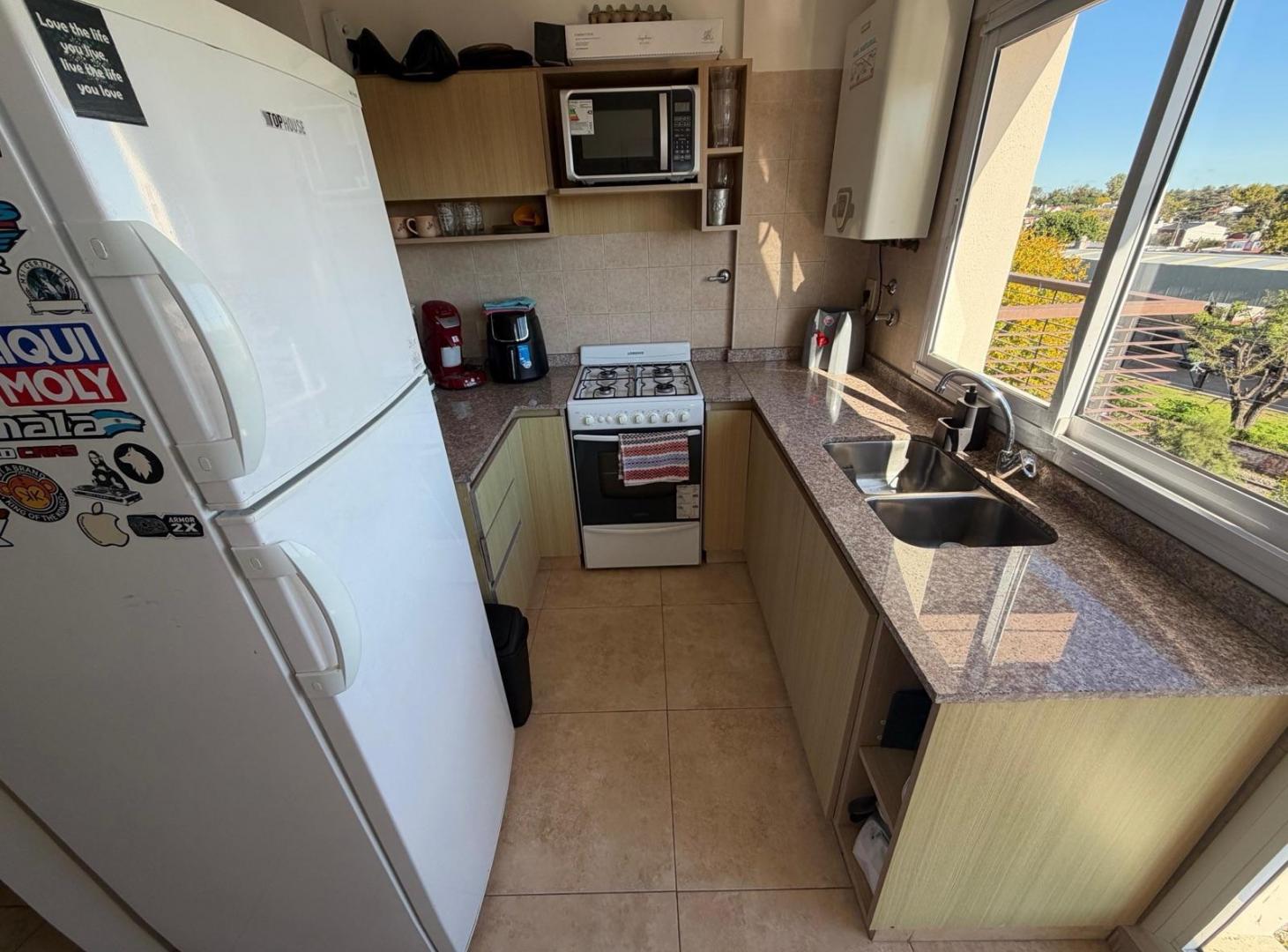 Foto de Departamento tres ambientes en alquiler con cochera - Maconda, imagen 3