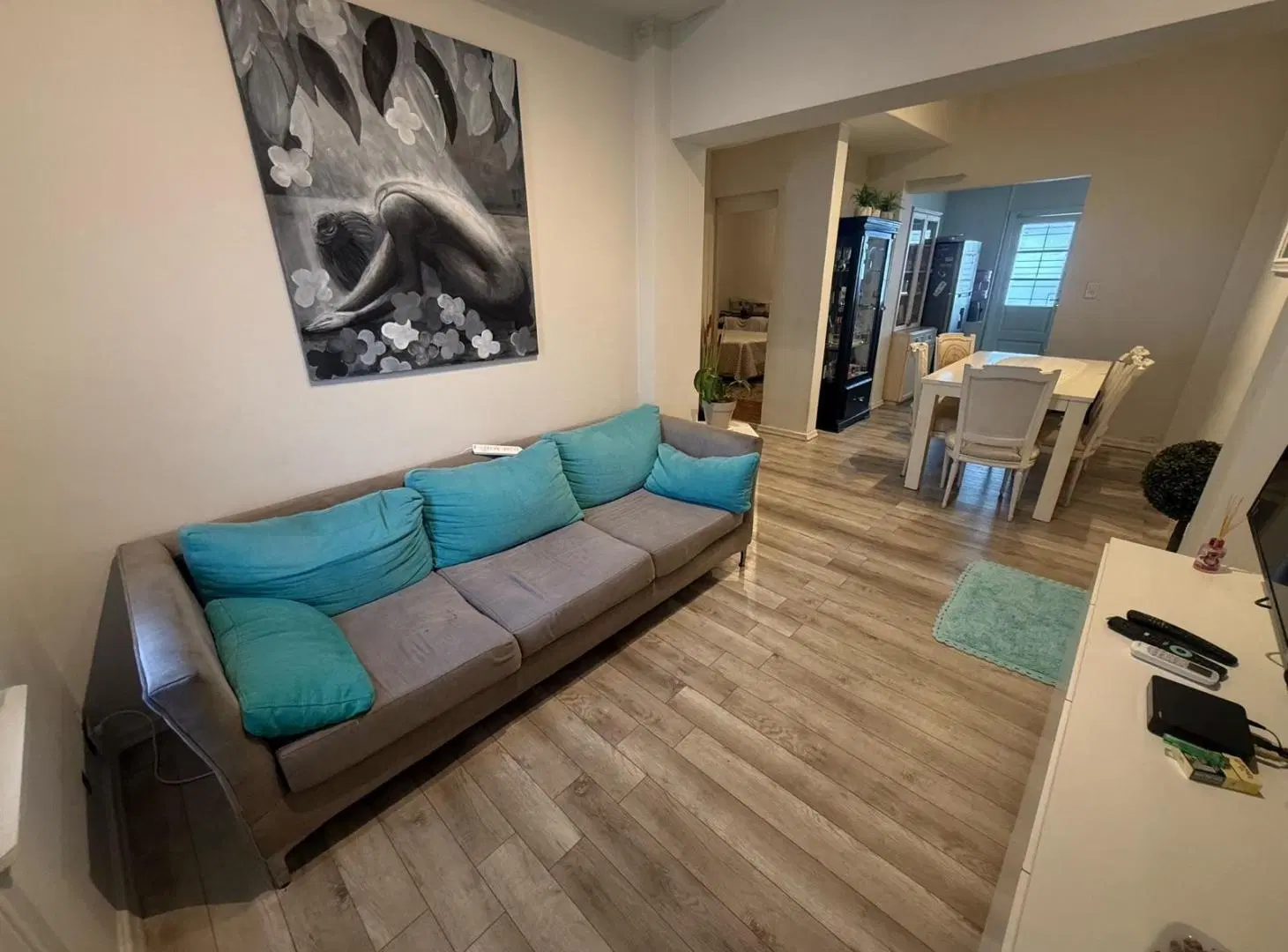 Casa de 3 ambientes en venta en el centro de Bernal 4