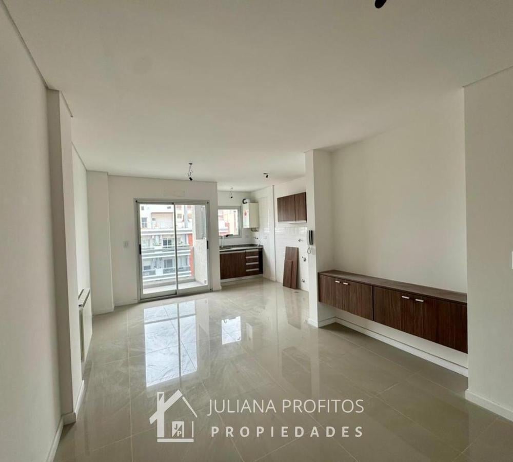 Foto de Departamento de 2 Ambientes Plaza Conesa Opcional Cochera, imagen 1