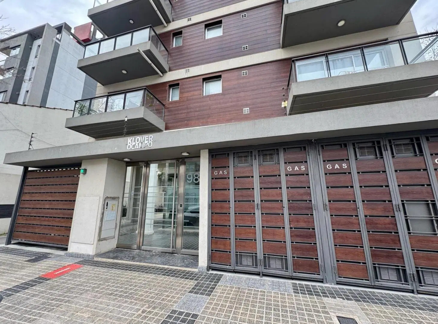 Departamento dos ambientes con cochera a estrenar en alquiler - Quilmes centro 1