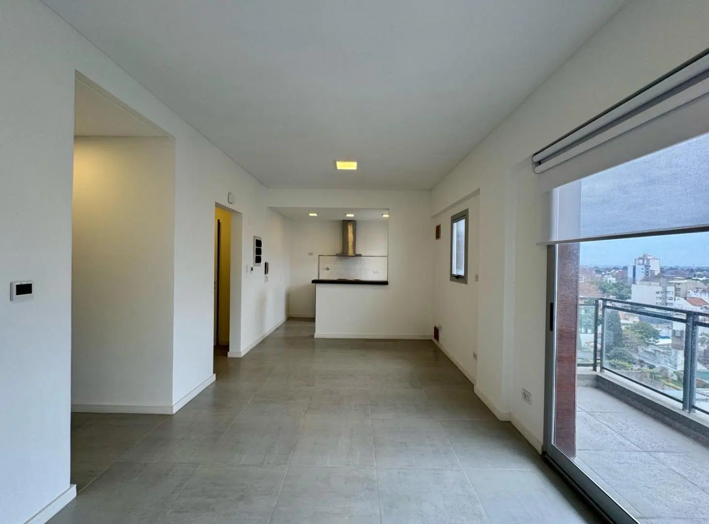 Departamento dos ambientes con cochera a estrenar en alquiler - Quilmes centro 3