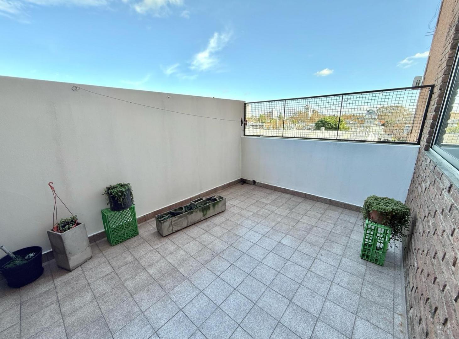 Foto de Departamento en Alquiler de 4 Ambientes con Cochera en Quilmes Centro, imagen 5