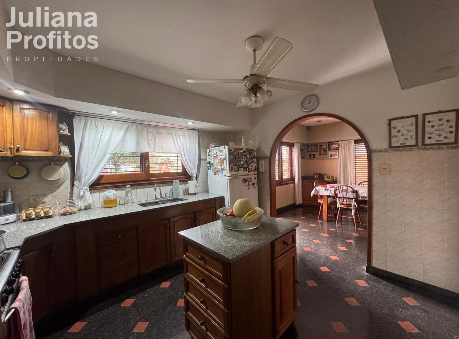 Foto de Casa en Quilmes Oeste venta hermosa oportunudad, imagen 2