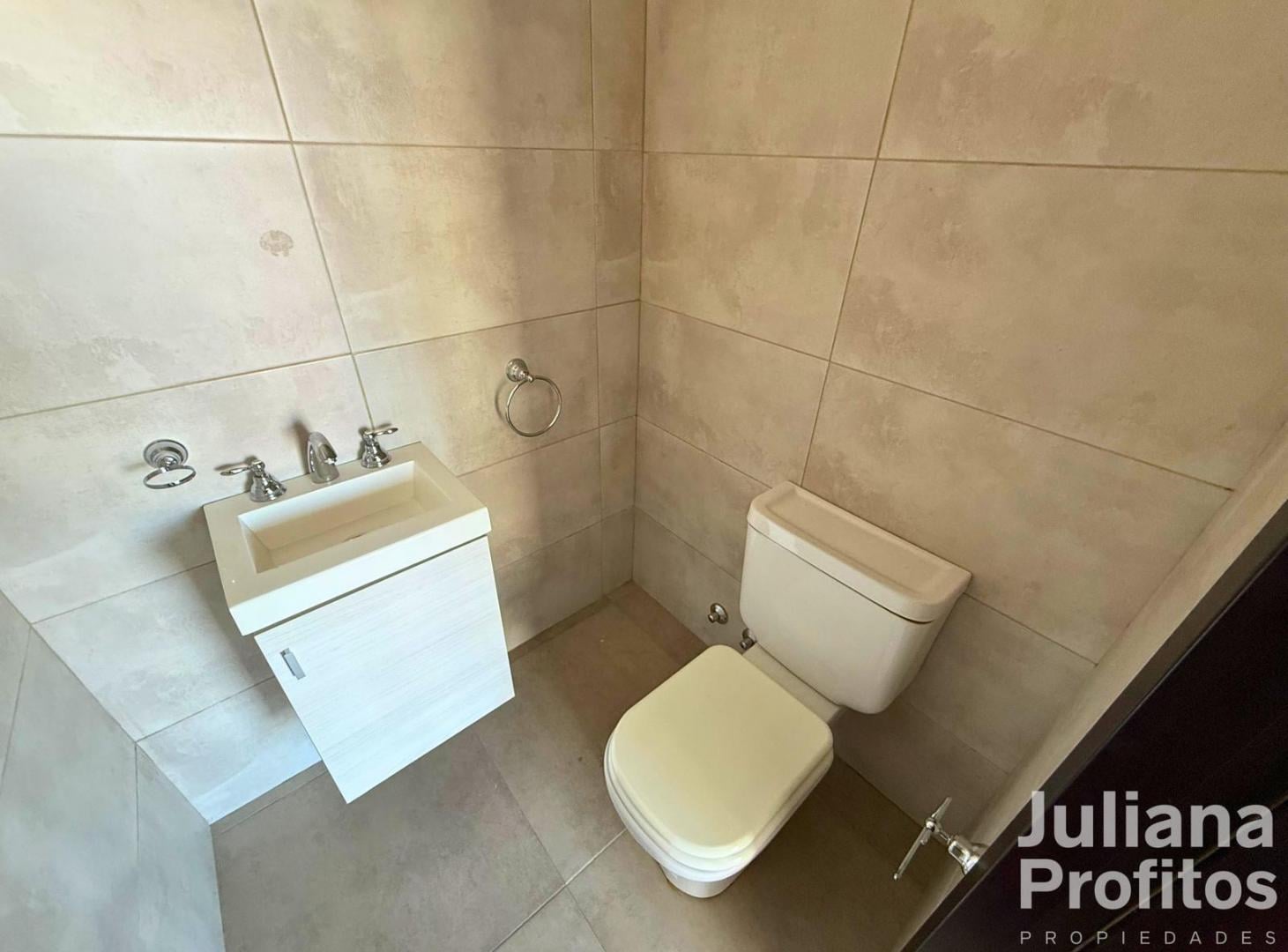 Foto de Departamento dos ambientes con cochera en venta - Quilmes centro, imagen 4