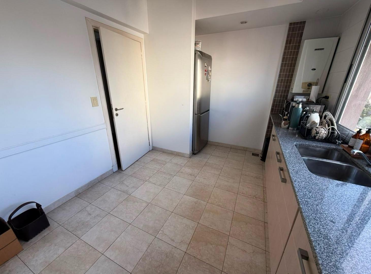 Foto de Departamento dos ambientes con cochera en venta - Quilmes centro, imagen 1