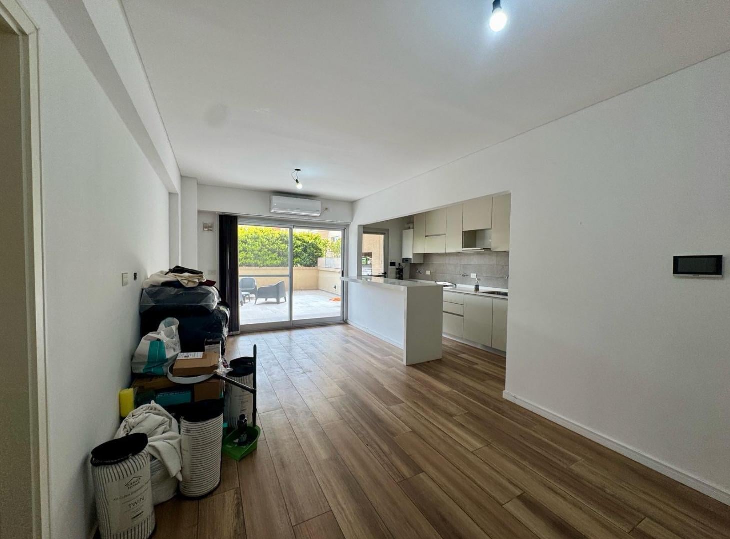 Foto de Departamento tres ambientes con cochera en venta - Klover plaza, imagen 4