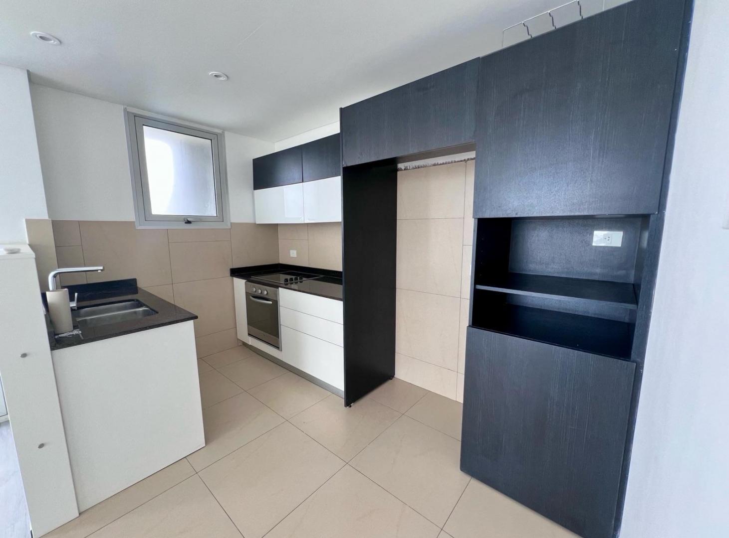 Foto de Departamento dos ambientes con cochera en alquiler - Sensum, Quilmes, imagen 5