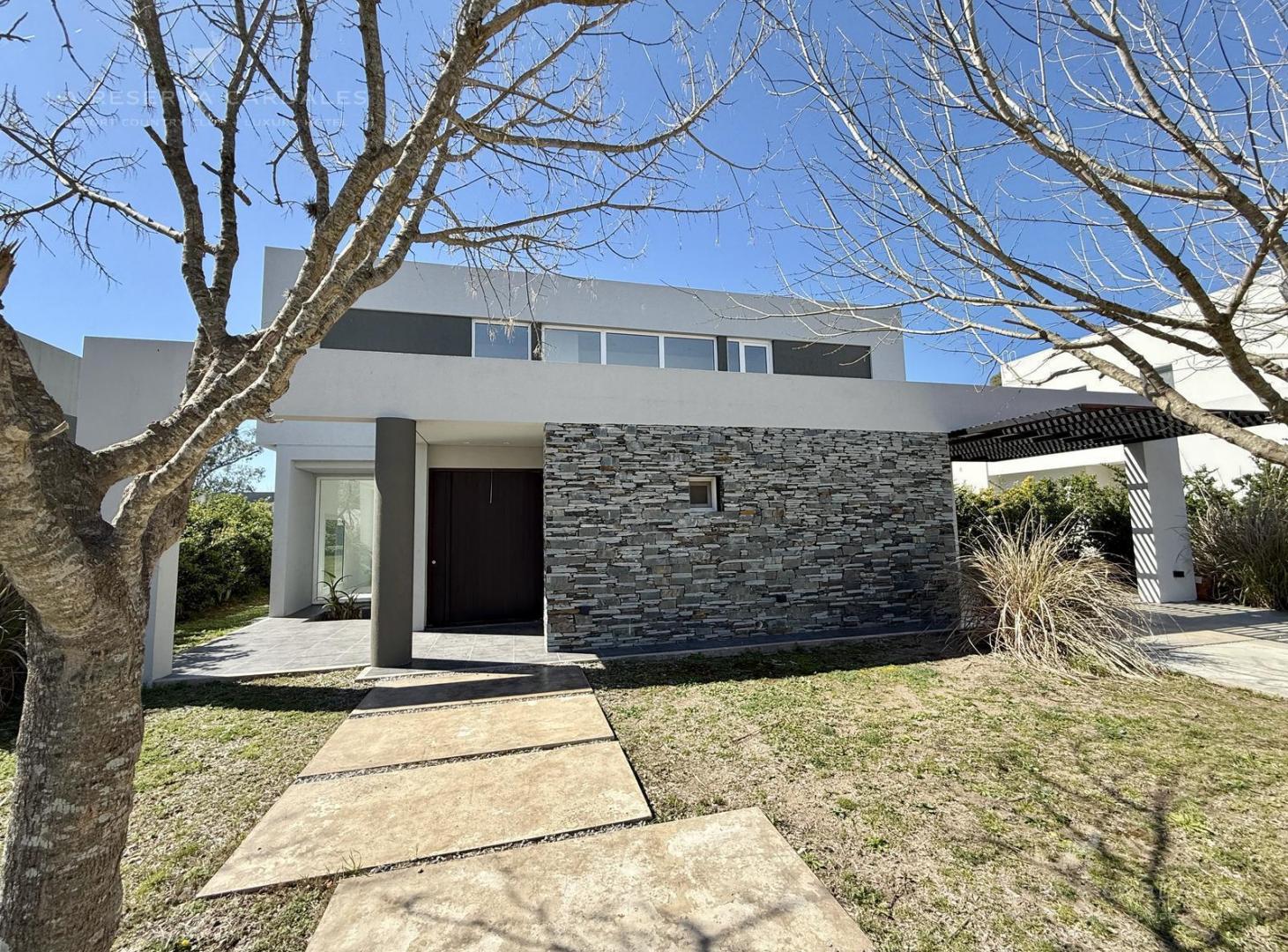 Casa de 5 Ambientes en Venta en La Reserva Cardales
