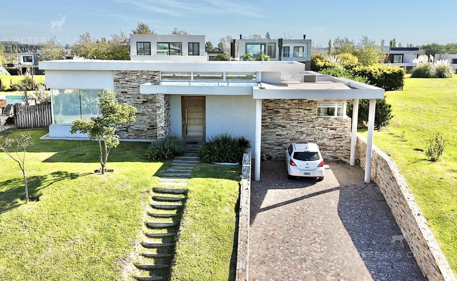 Casa de 4 Ambientes en Venta en La Reserva Cardales