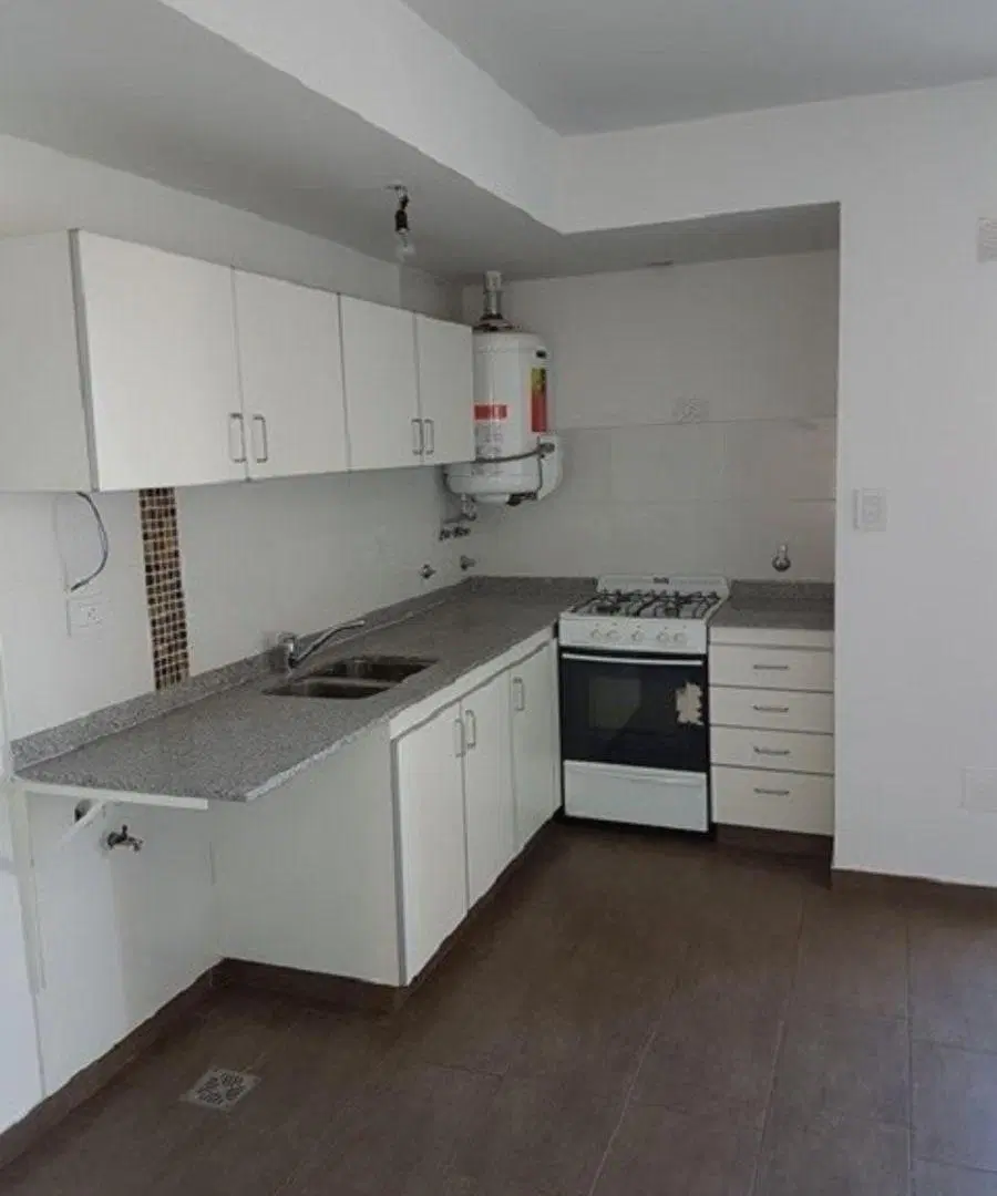SAENZ PEÑA 2 AMBIENTES contra frente con balcon 2