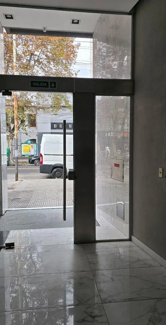 villa devoto monoambiente super amplio con balcon al frente s/ Av Beiro 1