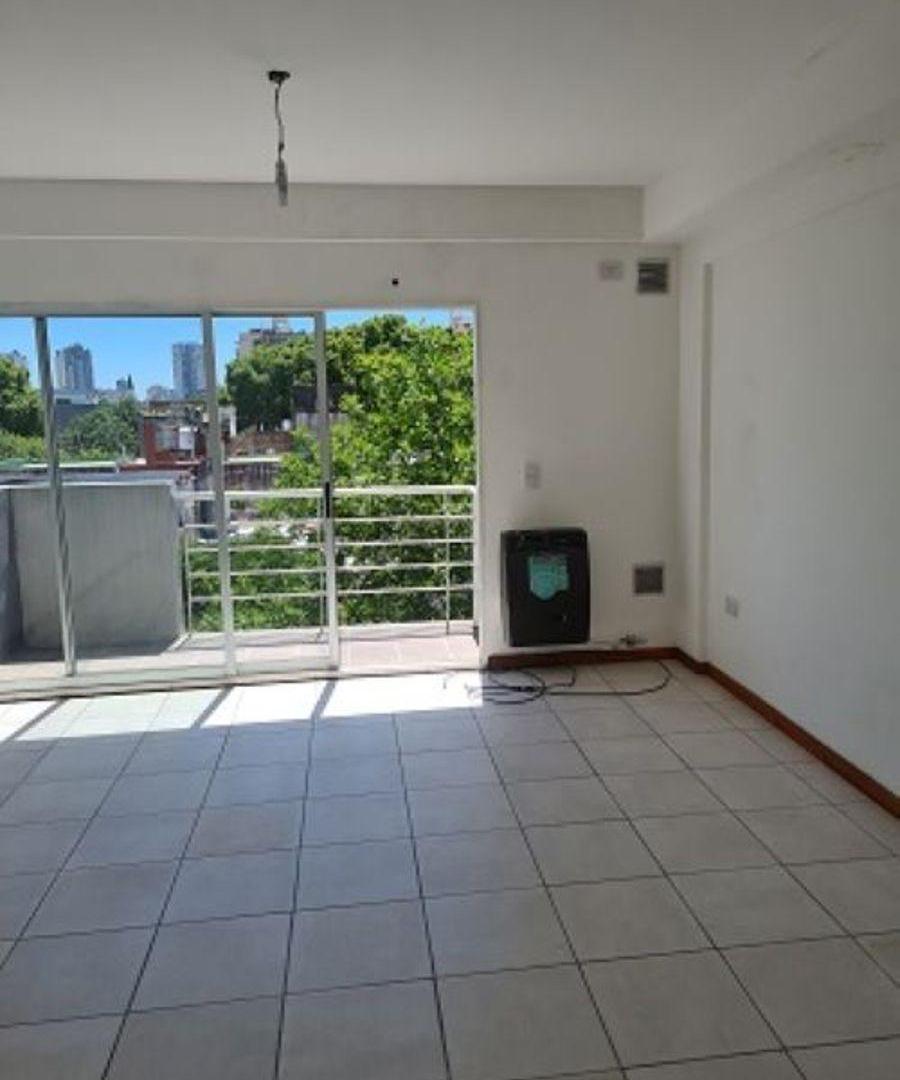 Foto de MONOAMBIENTE CON BALCON AL FRENTE ...PROXIMO A AV SAN MARTIN, imagen 3