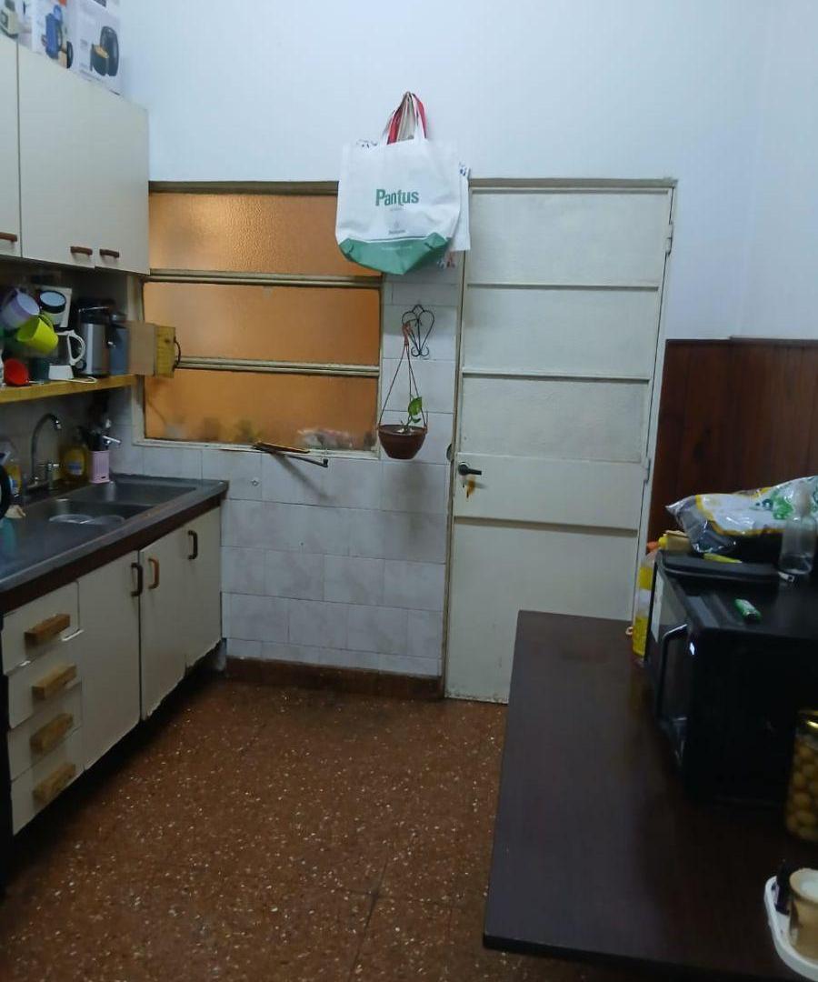 Foto de SAENZ PEÑA 3 AMB FRENTE CON PATIO P BAJA, imagen 2