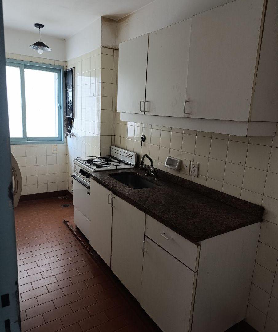 Foto de SAENZ PEÑA 2 AMBIENTES CON BALCON APTO PROFESIONAL, imagen 1