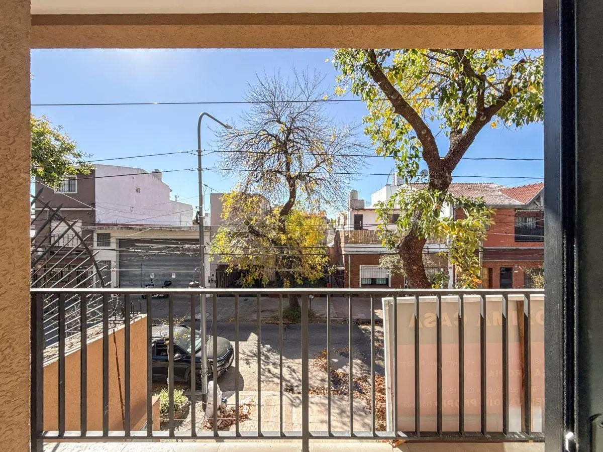 Excelente PH a ESTRENAR al frente - 3 amb - 2 dorm - 2 baños - Terraza Privada c/parrilla - cochera 5