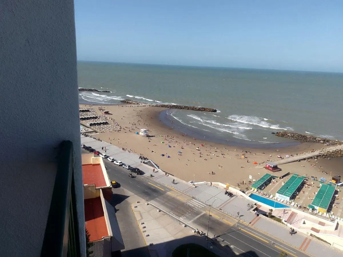 VENTA DEPARTAMENTO 3 AMB CON COCHERA" FRENTE AL MAR" 1
