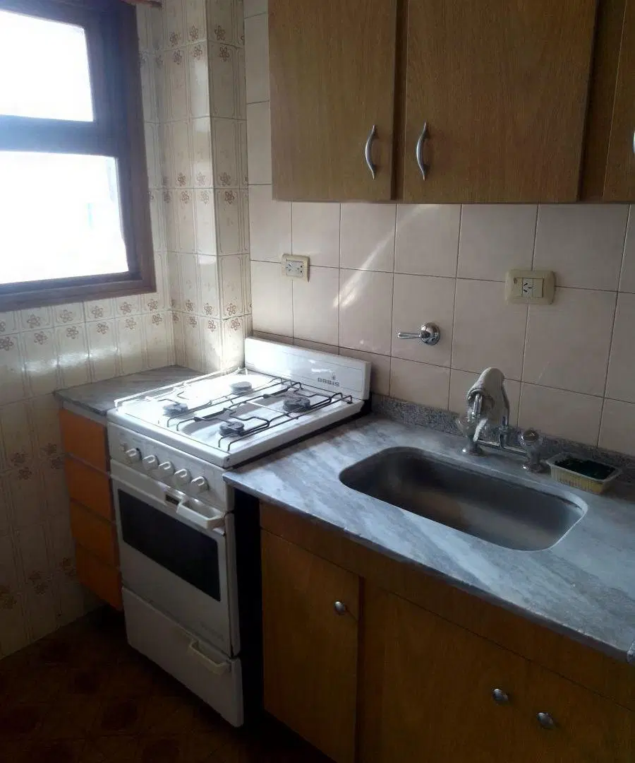 ALQUILER DEPARTAMENTO 1 AMB A LA CALLE CON BALCON 2