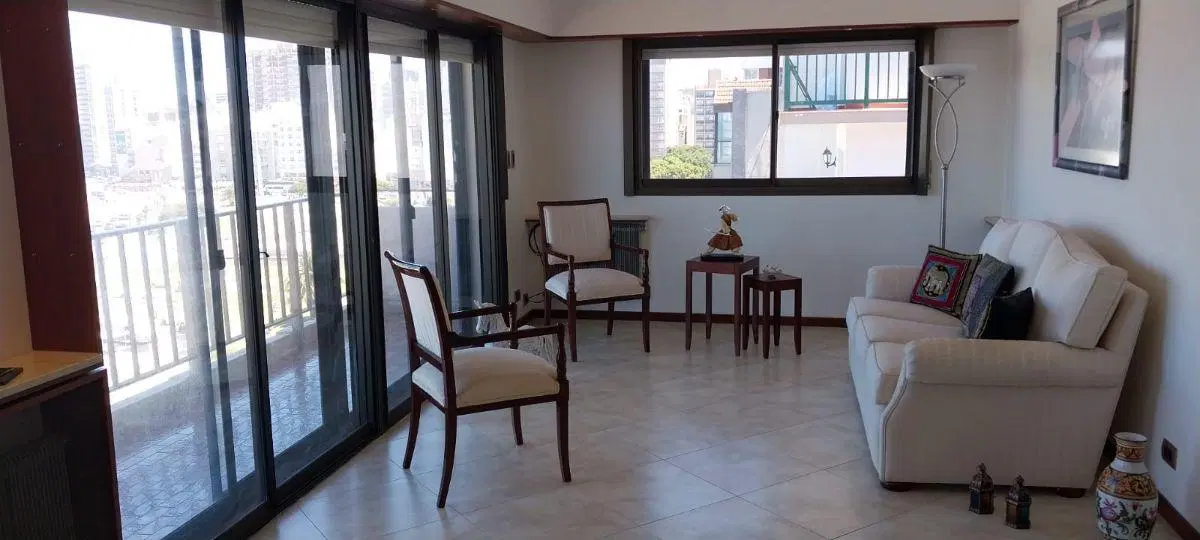 VENTA DEPARTAMENTO 4 AMB FRENTE AL MAR CON COCHERA DOBLE 2