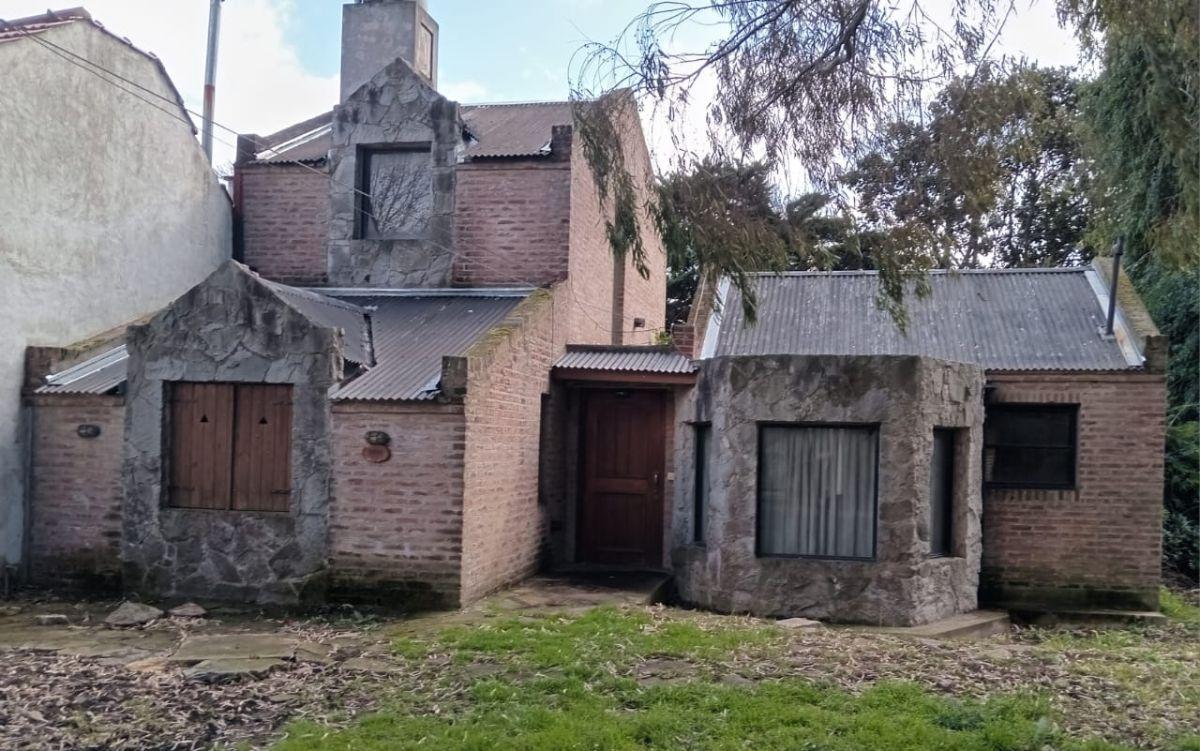 Foto de CASA 4 AMB CON GRAN PARQUE EN "LA FLORIDA 1", imagen 1