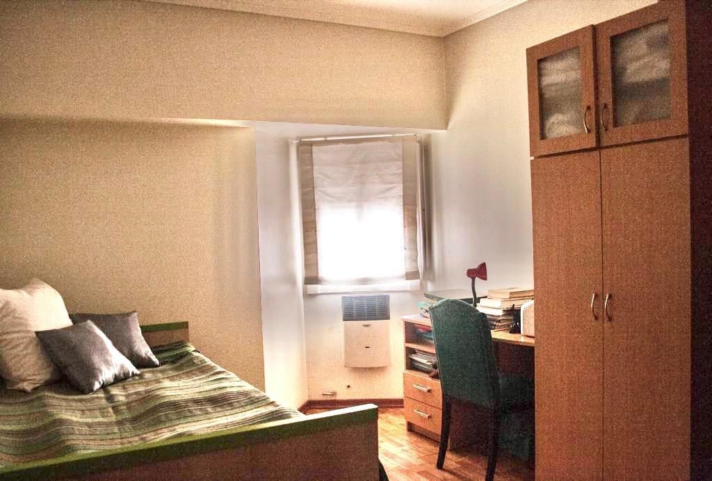 DEPARTAMENTO EN LAS LOMITAS VENTA 3 AMBIENTES CON COCHERA Y BAULERA