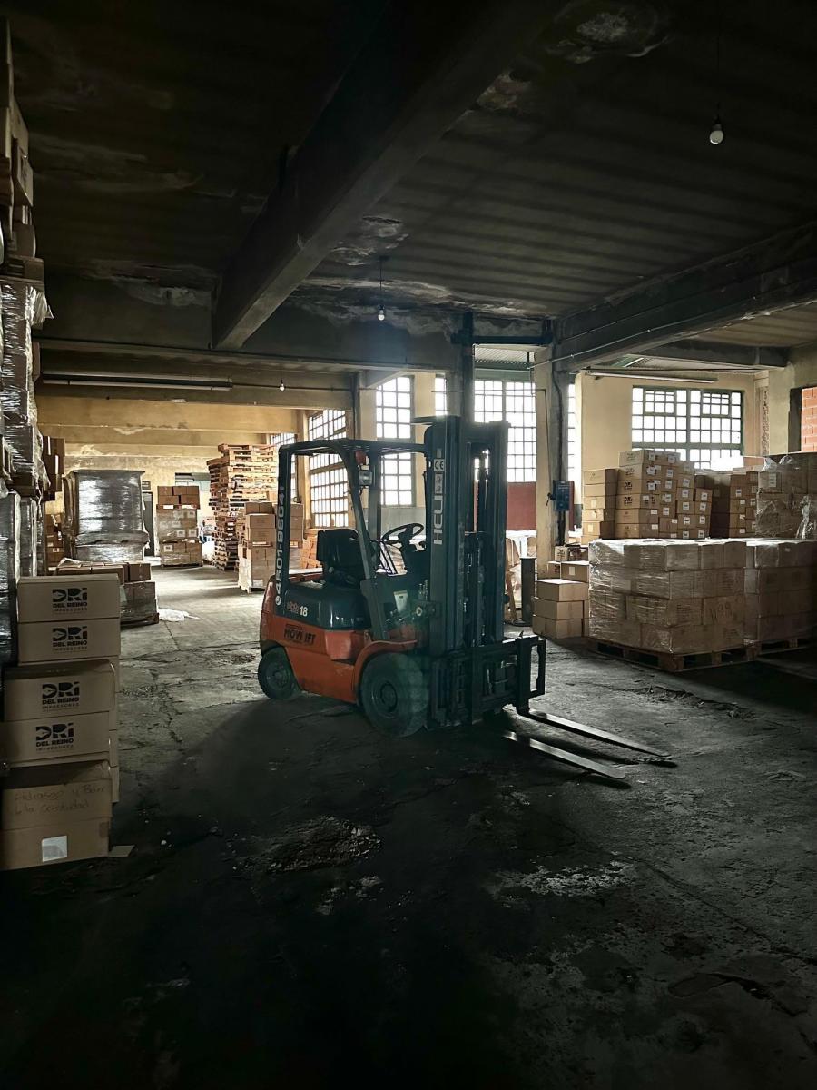 1700 m² Nave Industrial Galpon en Venta en Bernal Oeste Quilmes a Dos Calles 5